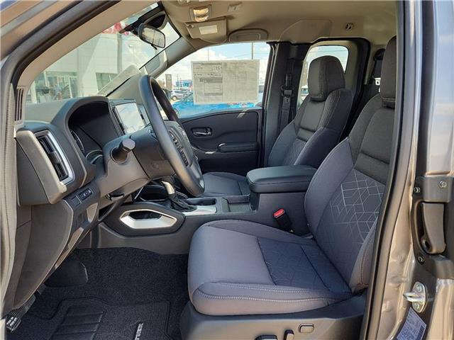 new 2025 Nissan Frontier car
