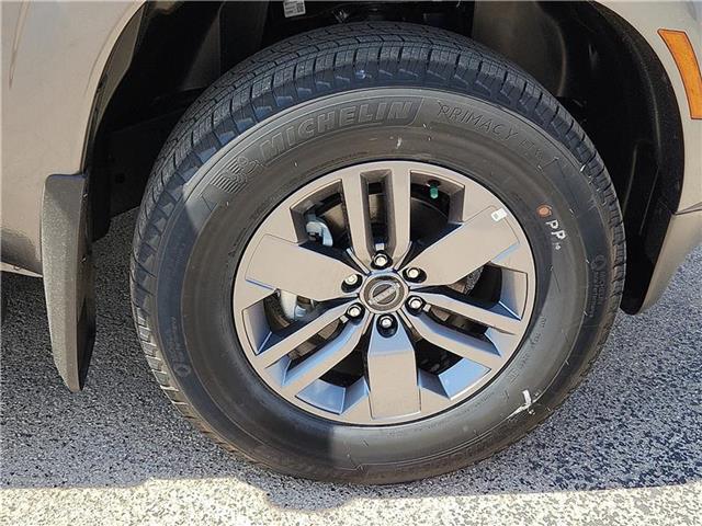 new 2025 Nissan Frontier car