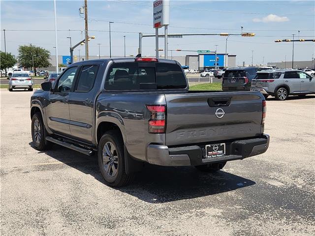 new 2025 Nissan Frontier car