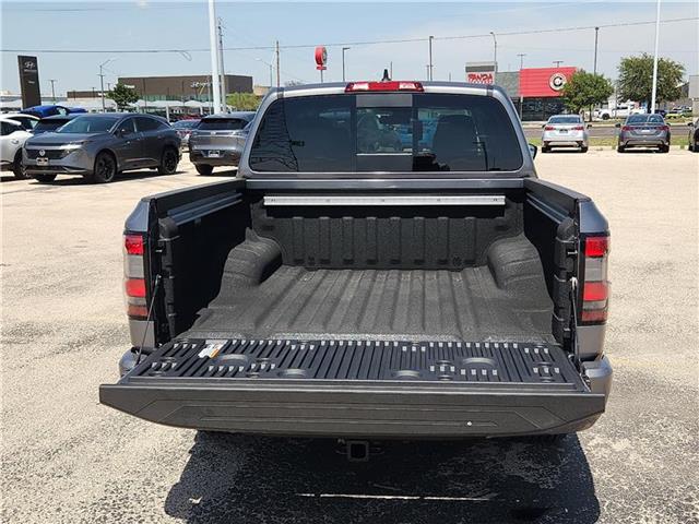 new 2025 Nissan Frontier car