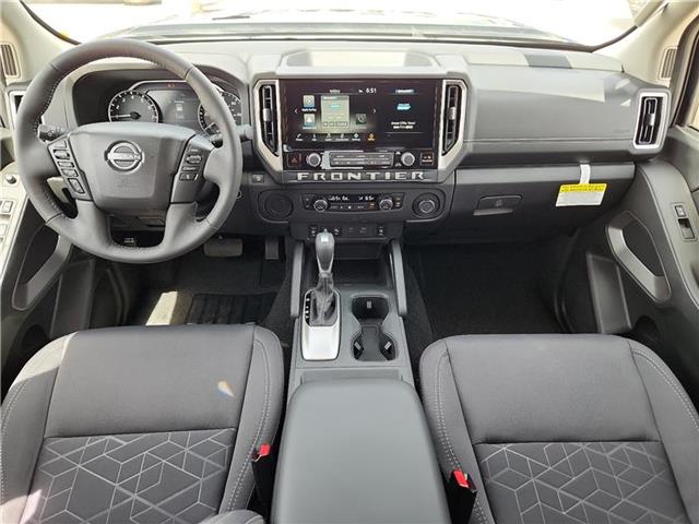 new 2025 Nissan Frontier car