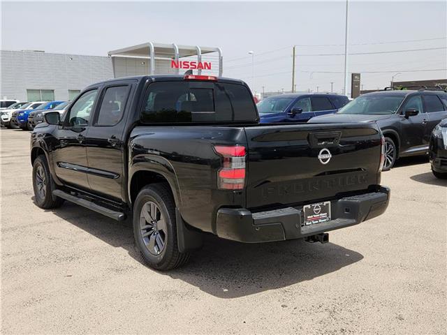 new 2025 Nissan Frontier car