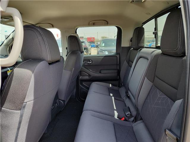 new 2025 Nissan Frontier car
