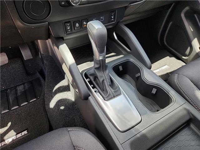 new 2025 Nissan Frontier car