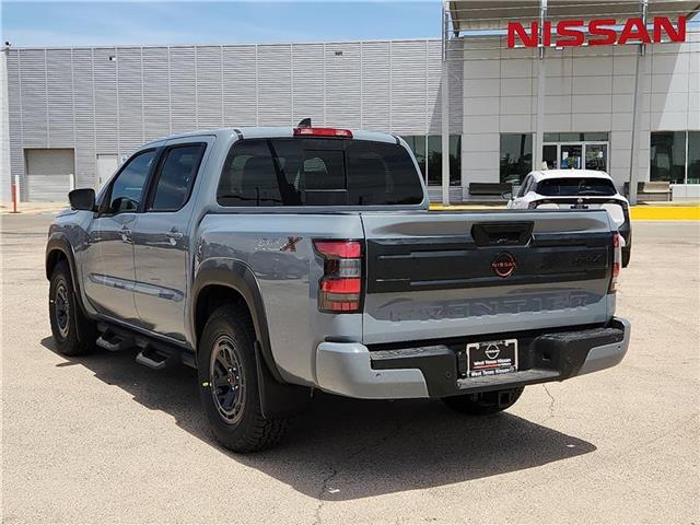 new 2025 Nissan Frontier car