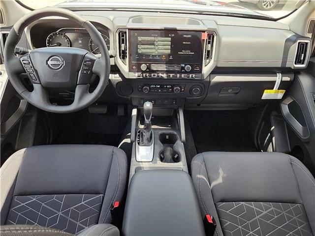 new 2025 Nissan Frontier car