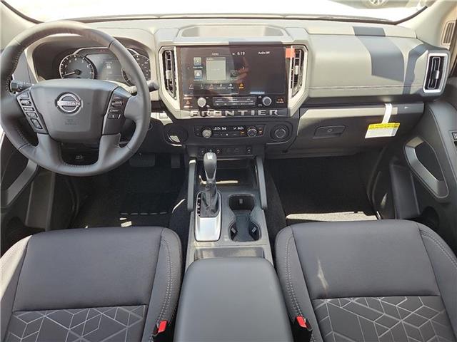 new 2025 Nissan Frontier car