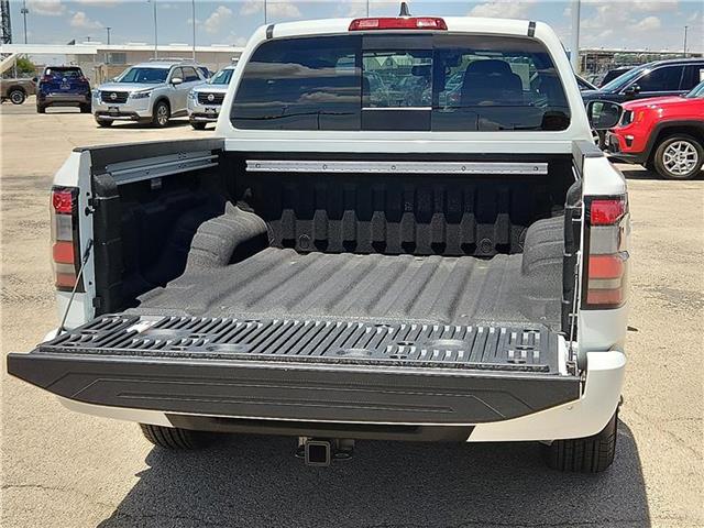 new 2025 Nissan Frontier car