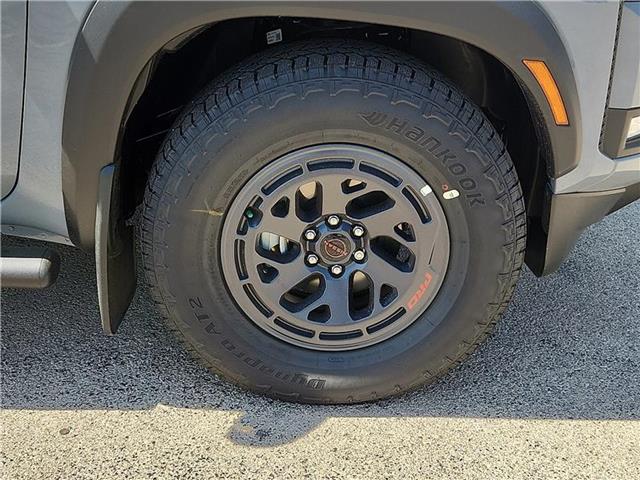 new 2025 Nissan Frontier car