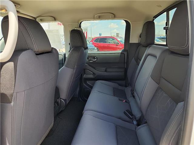 new 2025 Nissan Frontier car