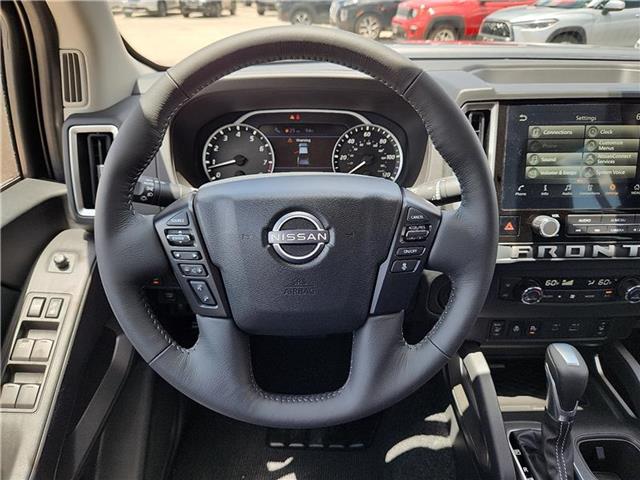 new 2025 Nissan Frontier car