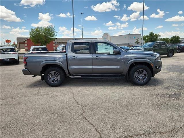 new 2025 Nissan Frontier car