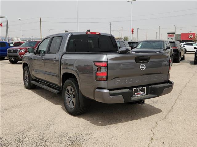 new 2025 Nissan Frontier car