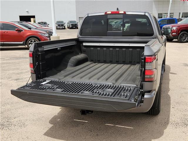 new 2025 Nissan Frontier car