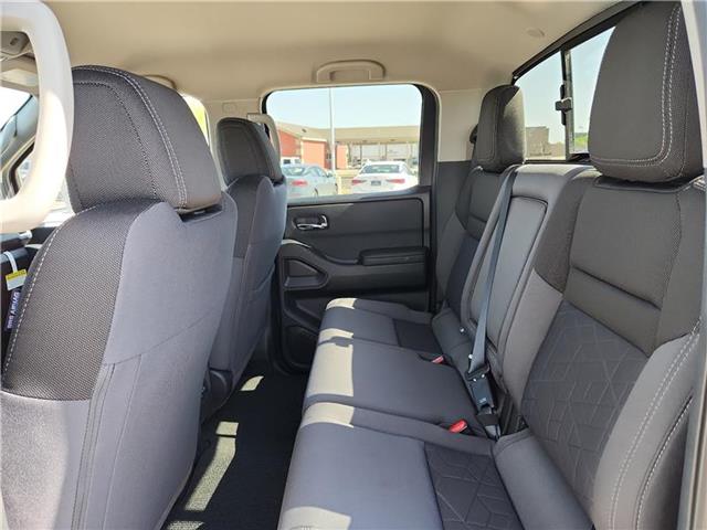new 2025 Nissan Frontier car