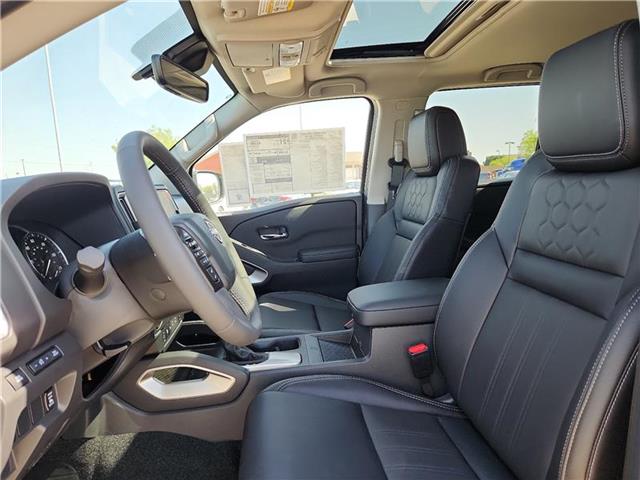 new 2025 Nissan Frontier car