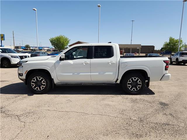 new 2025 Nissan Frontier car