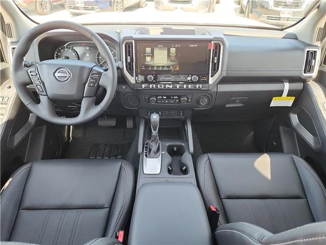 new 2025 Nissan Frontier car