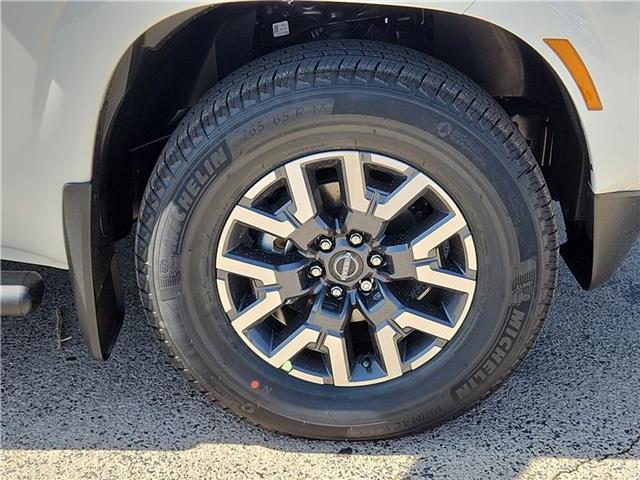 new 2025 Nissan Frontier car