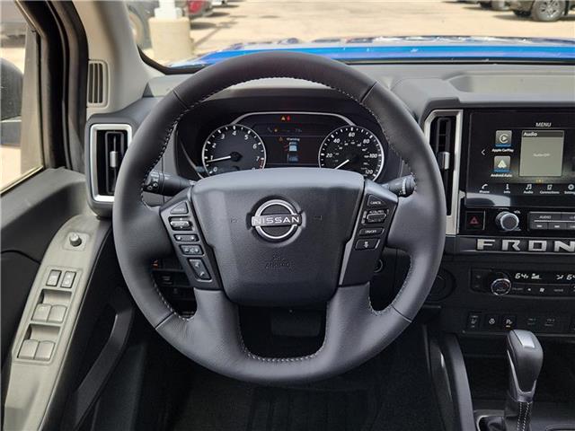 new 2025 Nissan Frontier car