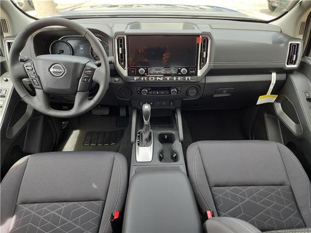 new 2025 Nissan Frontier car