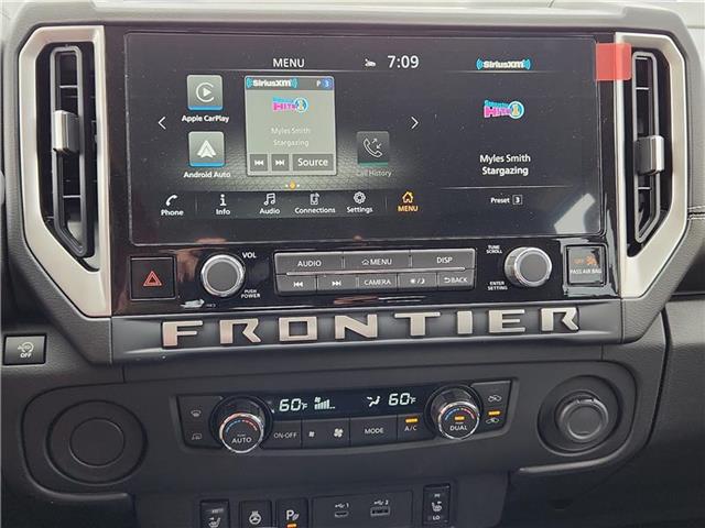 new 2025 Nissan Frontier car