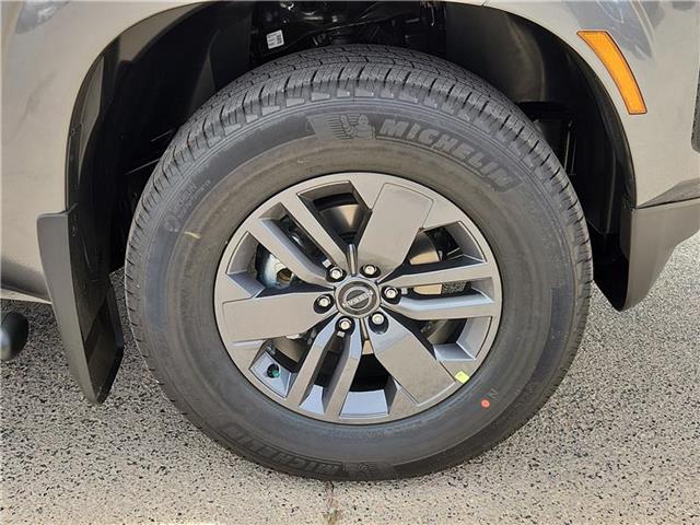 new 2025 Nissan Frontier car