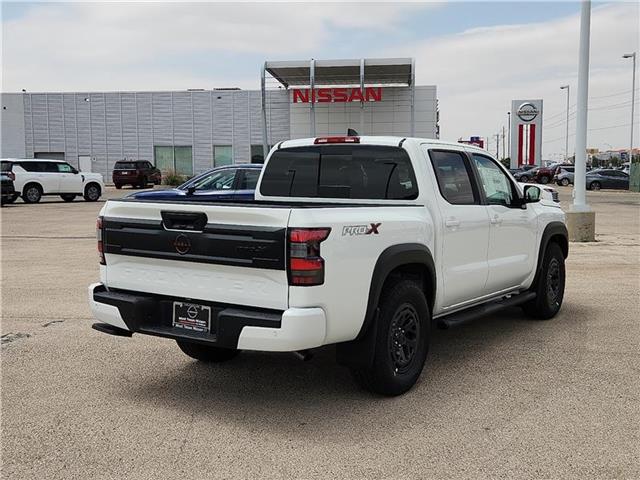 new 2025 Nissan Frontier car