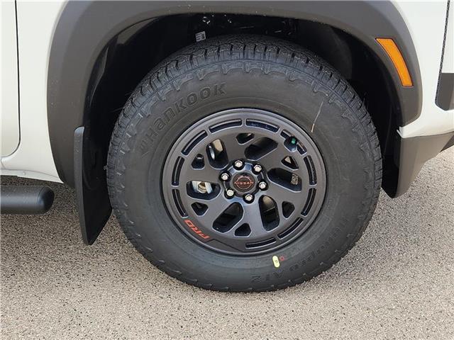 new 2025 Nissan Frontier car