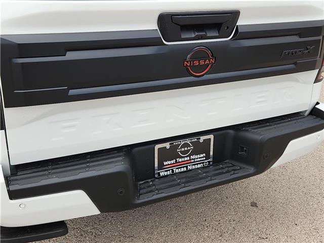 new 2025 Nissan Frontier car