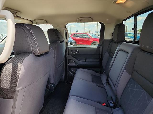 new 2025 Nissan Frontier car