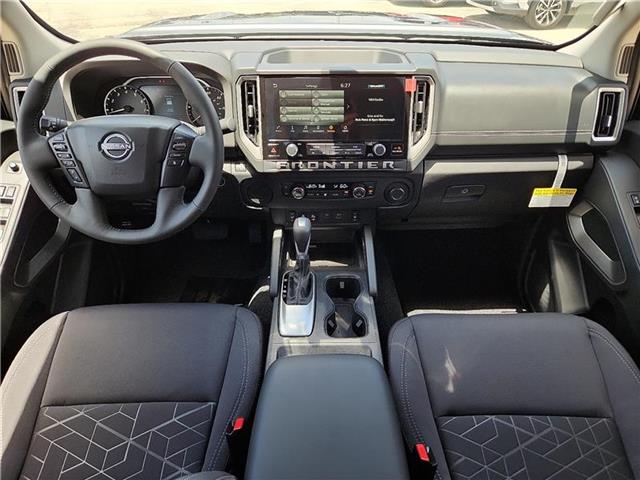 new 2025 Nissan Frontier car