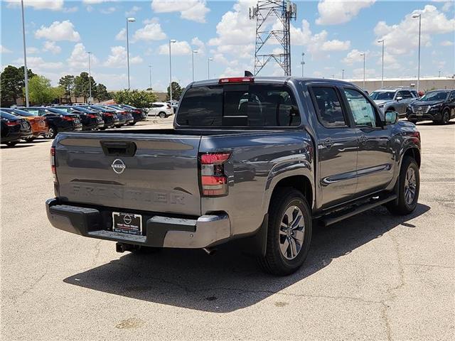 new 2025 Nissan Frontier car