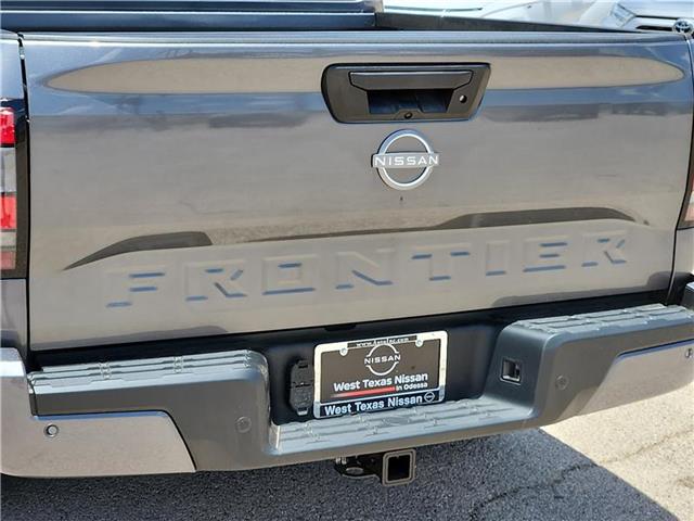 new 2025 Nissan Frontier car