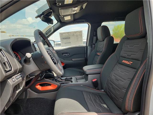 new 2025 Nissan Frontier car