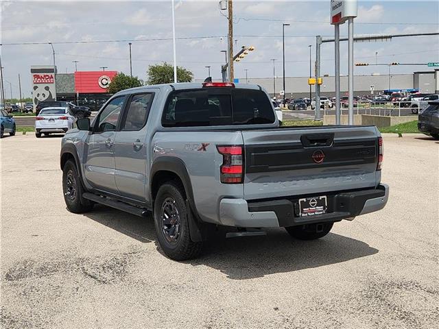 new 2025 Nissan Frontier car