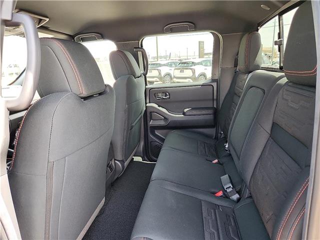 new 2025 Nissan Frontier car