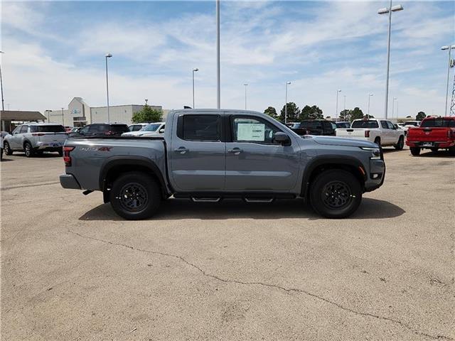 new 2025 Nissan Frontier car