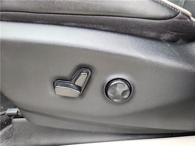 used 2023 Chrysler Pacifica car, priced at $32,999