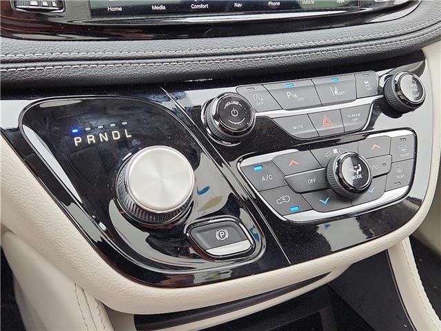 used 2023 Chrysler Pacifica car, priced at $32,999
