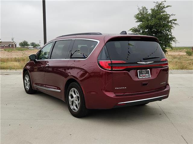 used 2023 Chrysler Pacifica car, priced at $32,999