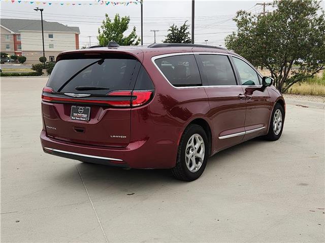 used 2023 Chrysler Pacifica car, priced at $32,999