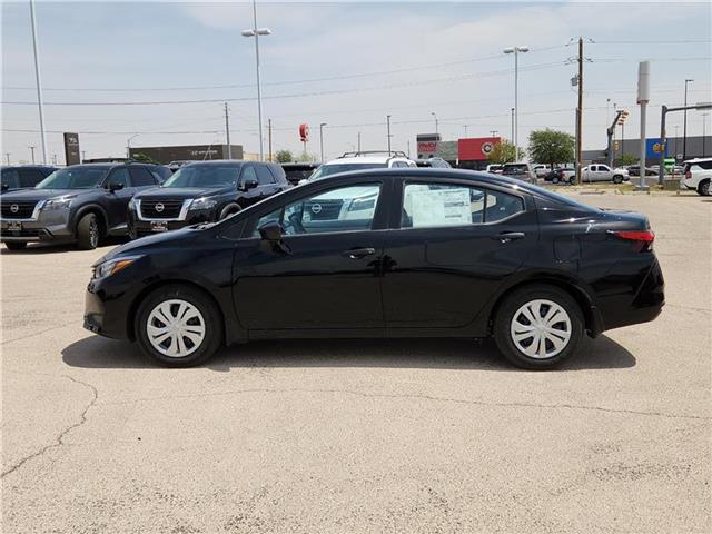 new 2025 Nissan Versa car