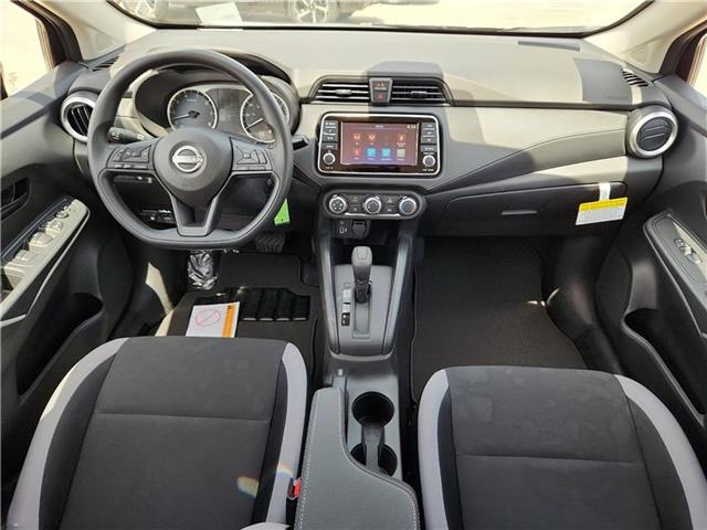 new 2025 Nissan Versa car