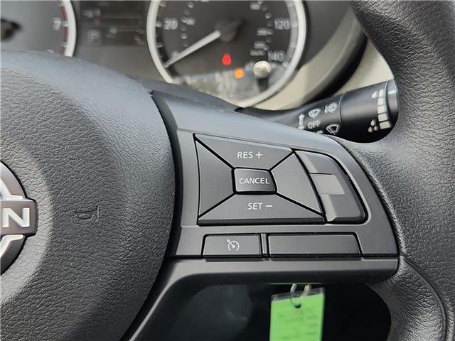 new 2025 Nissan Versa car
