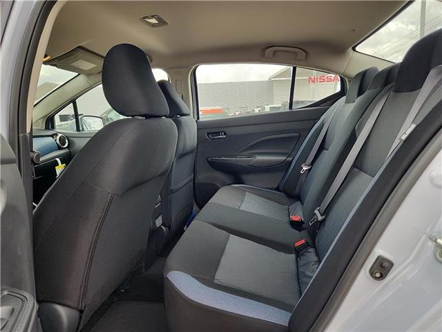 new 2025 Nissan Versa car