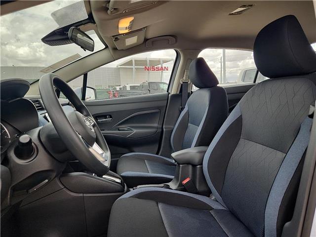 new 2025 Nissan Versa car