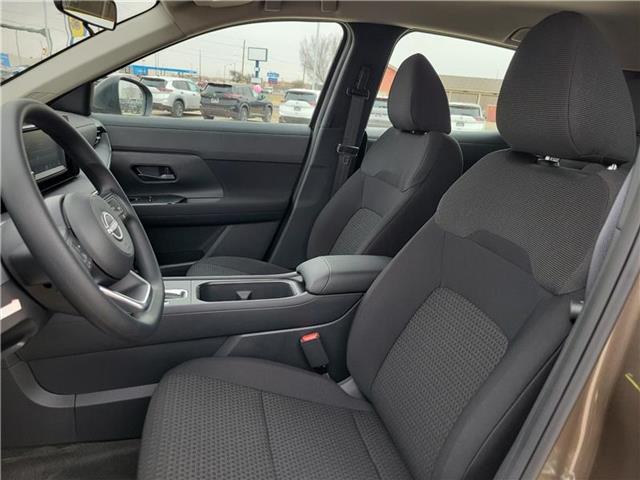 new 2025 Nissan Kicks car