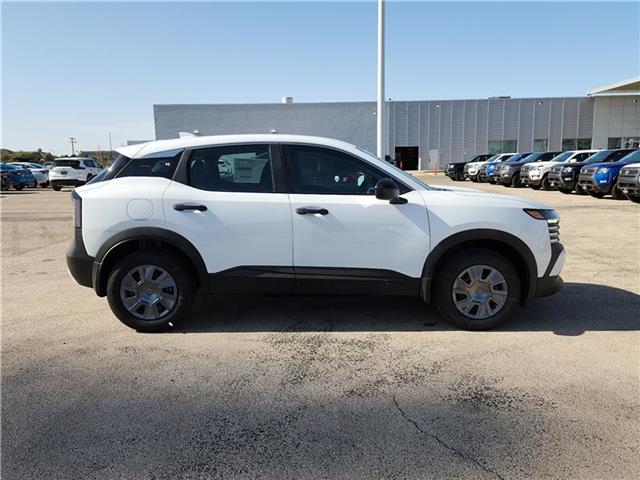 new 2025 Nissan Kicks car