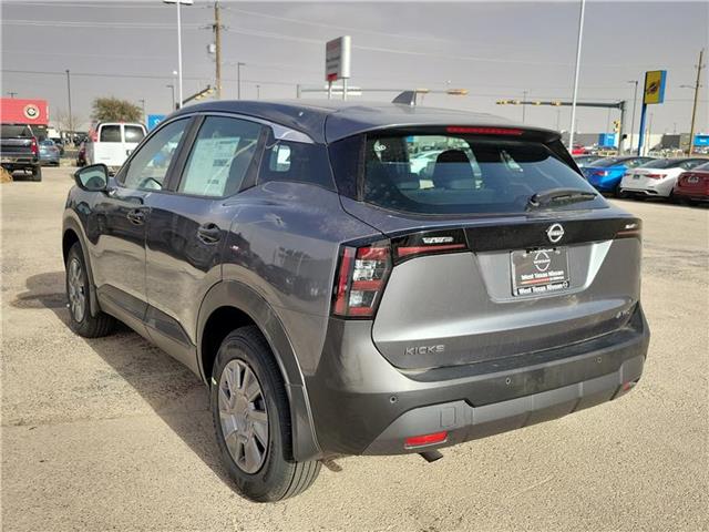 new 2025 Nissan Kicks car